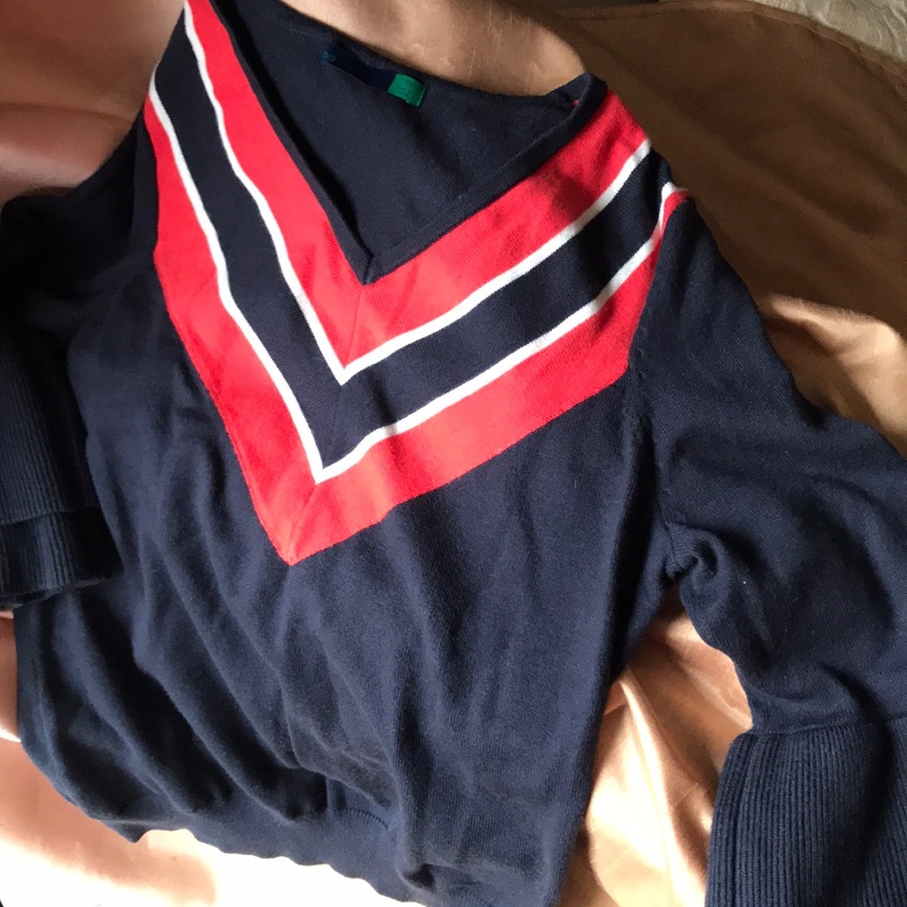 Ava Varsity Ruffle sweater - Picture 3 of 3